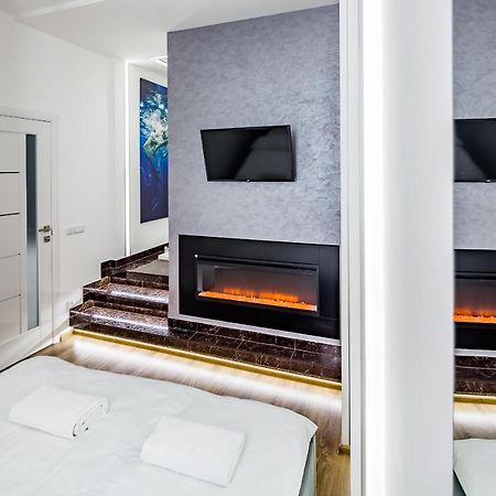 Royal Premier Apartment Lviv Exterior foto