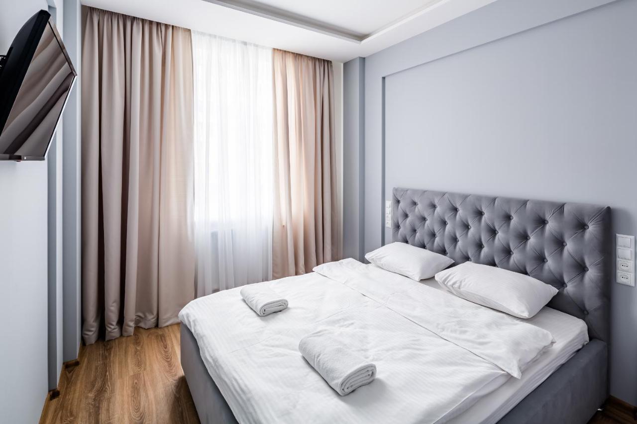 Royal Premier Apartment Lviv Exterior foto