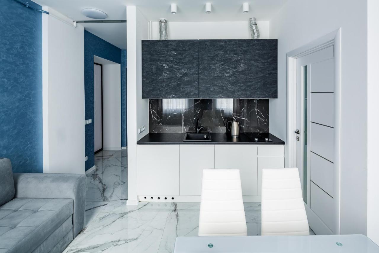 Royal Premier Apartment Lviv Exterior foto